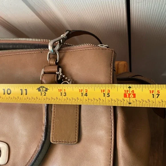 COACH Legacy Pinnacle Harper Turn Lock Satchel Tawny Brown Leather A1371-23563 - Picture 12 of 16